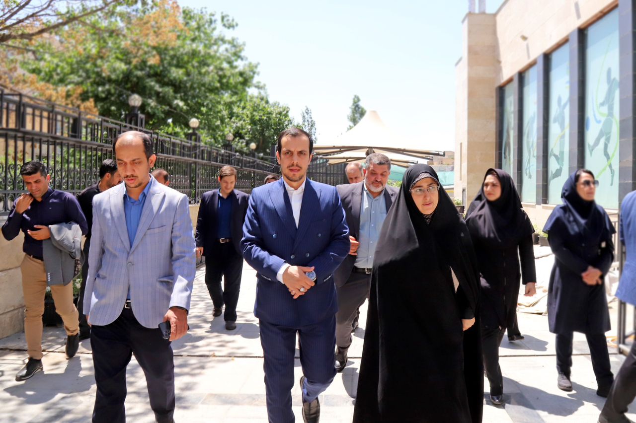 با حضور شمس احسان عضو شورای شهر تهران برگزار شد؛نشست هم‌اندیشی برنامه‌های اجتماعی، فرهنگی و ورزشی منطقه ۷