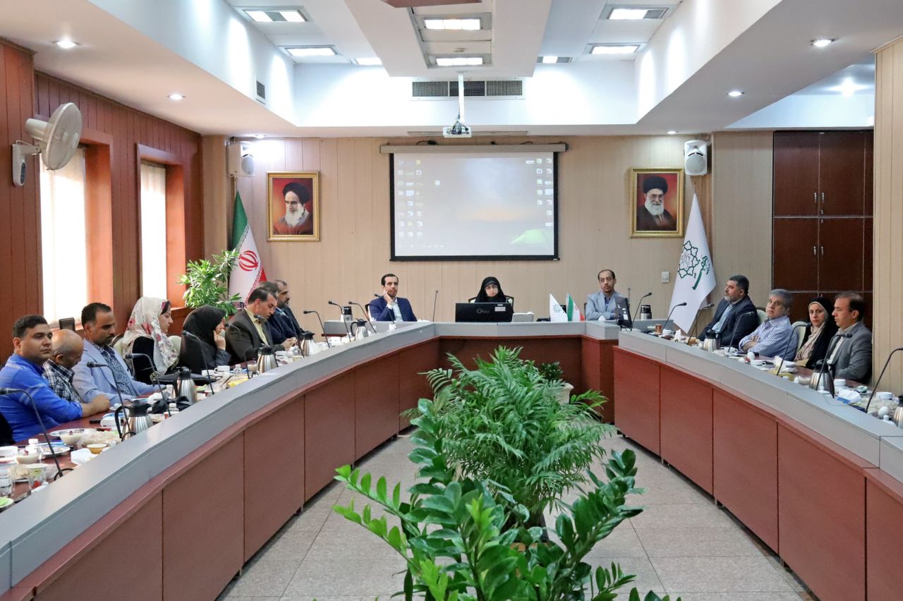 با حضور شمس احسان عضو شورای شهر تهران برگزار شد؛نشست هم‌اندیشی برنامه‌های اجتماعی، فرهنگی و ورزشی منطقه ۷