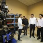 بازدید مدیرعامل سازمان منطقه آزاد کیش از صنایع تجهیزات پزشکی جزیره