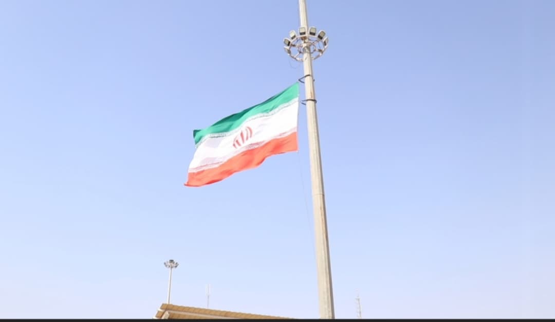 گزارش تصویری; مراسم اهتزاز پرچم مقدس جمهوری اسلامی ایران در پایانه مسافری مرز شلمچه