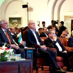 آینده را دیگران برای ما نخواهند ساخت