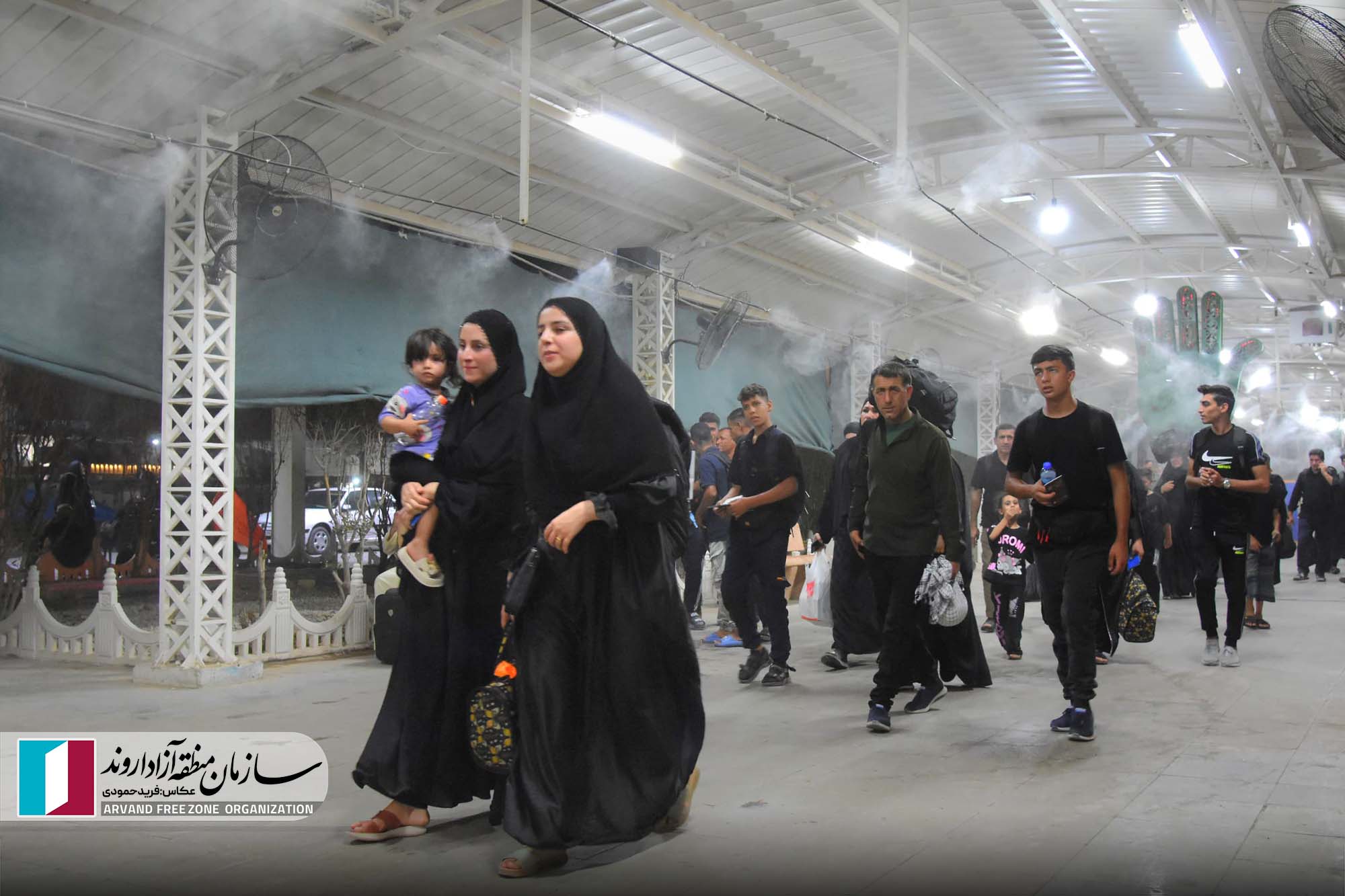 گزارش تصویری؛ تردد شبانه زائران کربلا از مرز شلمچه