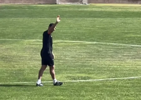 هاشمیان در تمرین پرسپولیس تشویق شد