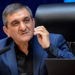 خانزادی: امتیازات مناطق آزاد باید برای احیای سرمایه‌گذاری بازگردانده شود