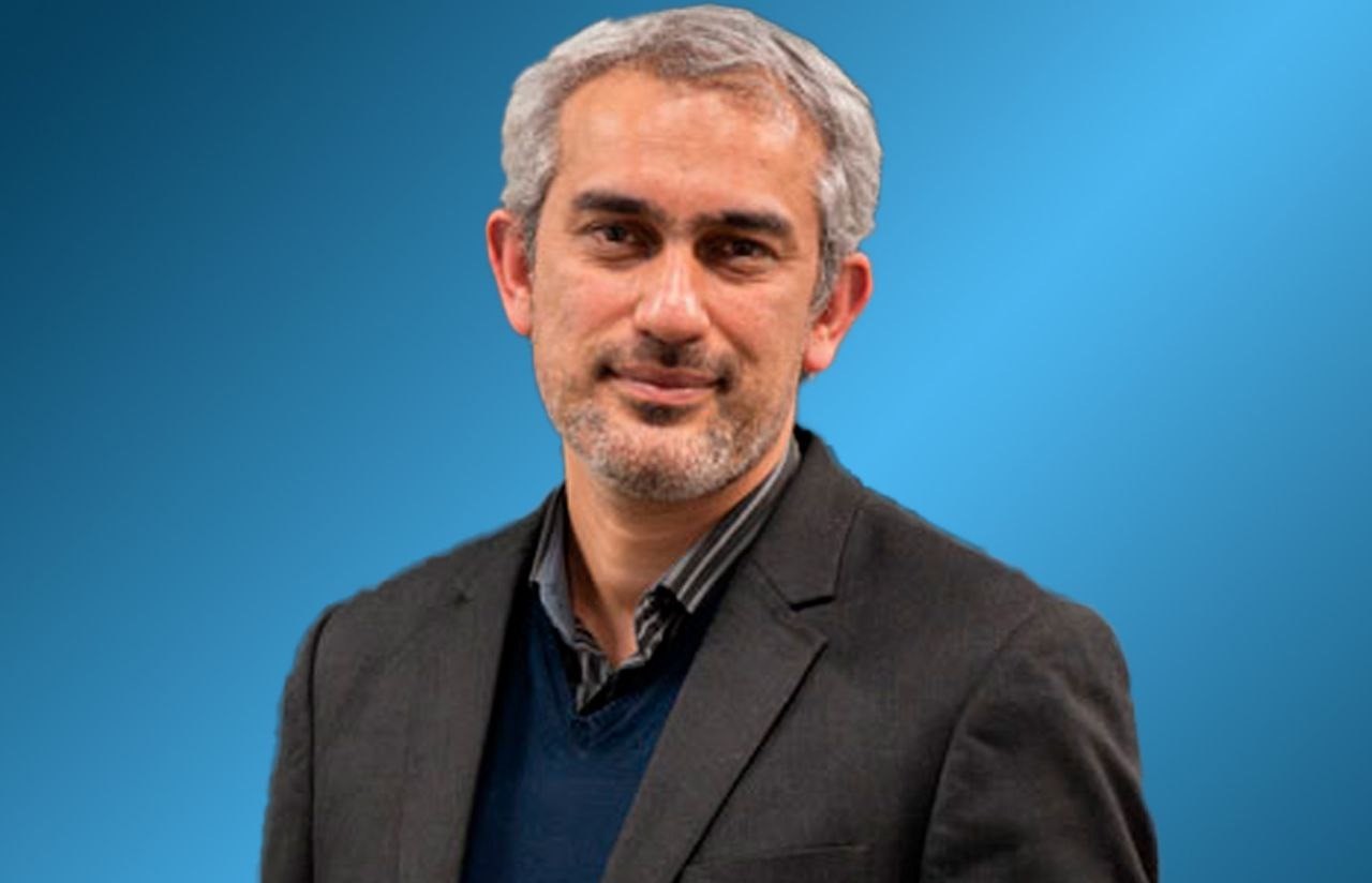 وزیر اقتصاد: نوسازی گمرک از مناطق آزاد آغاز می شود