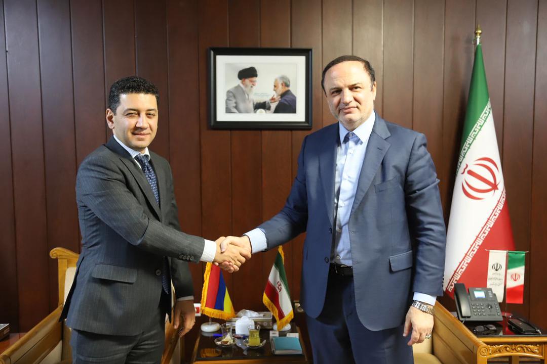 در دیدار سفیر ارمنستان با دبیر شورای‌عالی مناطق آزاد مطرح شد: رایزنی ایران و ارمنستان برای افزایش همکاری‌های اقتصادی در بازار اوراسیا