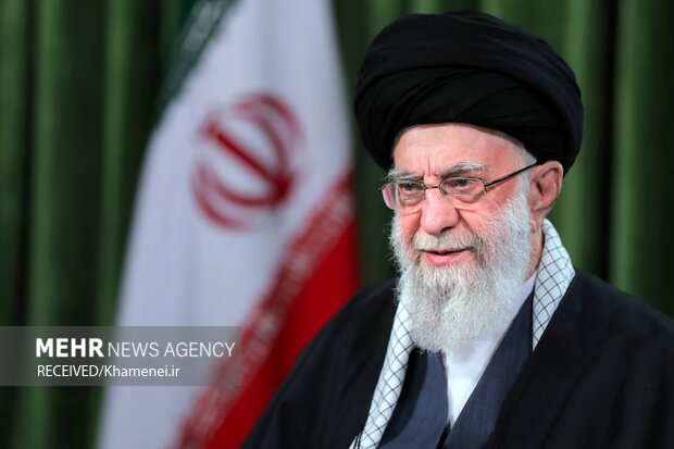 رهبر انقلاب: ملت ایران امروز هویت و همت خود را به رخ جهانیان کشید