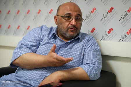 قدیریان: با نور اهل بیت (ع) می‌توانیم از میان آتش فتنه‌ها عبور کنیم