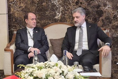 ما دخالت در امور داخلی ایران را غیر قابل‌ قبول می‌دانیم