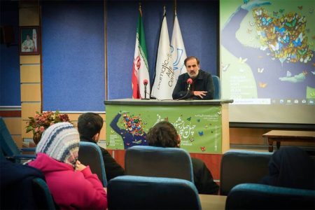 معاون هنری: اگر پژوهش را جدی نگیریم مسیر توسعه هنر آسیب می‌بیند