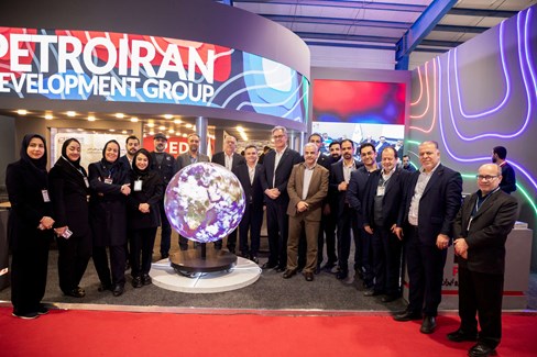 پایان موفقیت آمیز نمایشگاه صنعت نفت خوزستان با حضور میهمانان برجسته در غرفه گروه پتروایران