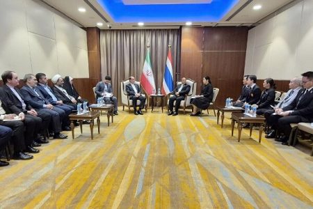 کشورهای آسیایی موضع مقتدرانه علیه هژمونی‌طلبی آمریکا اتخاذ کنند